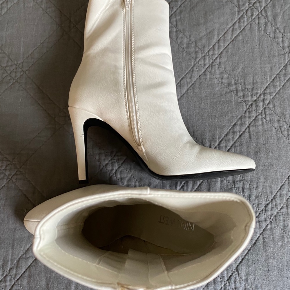 Nine West White Boots